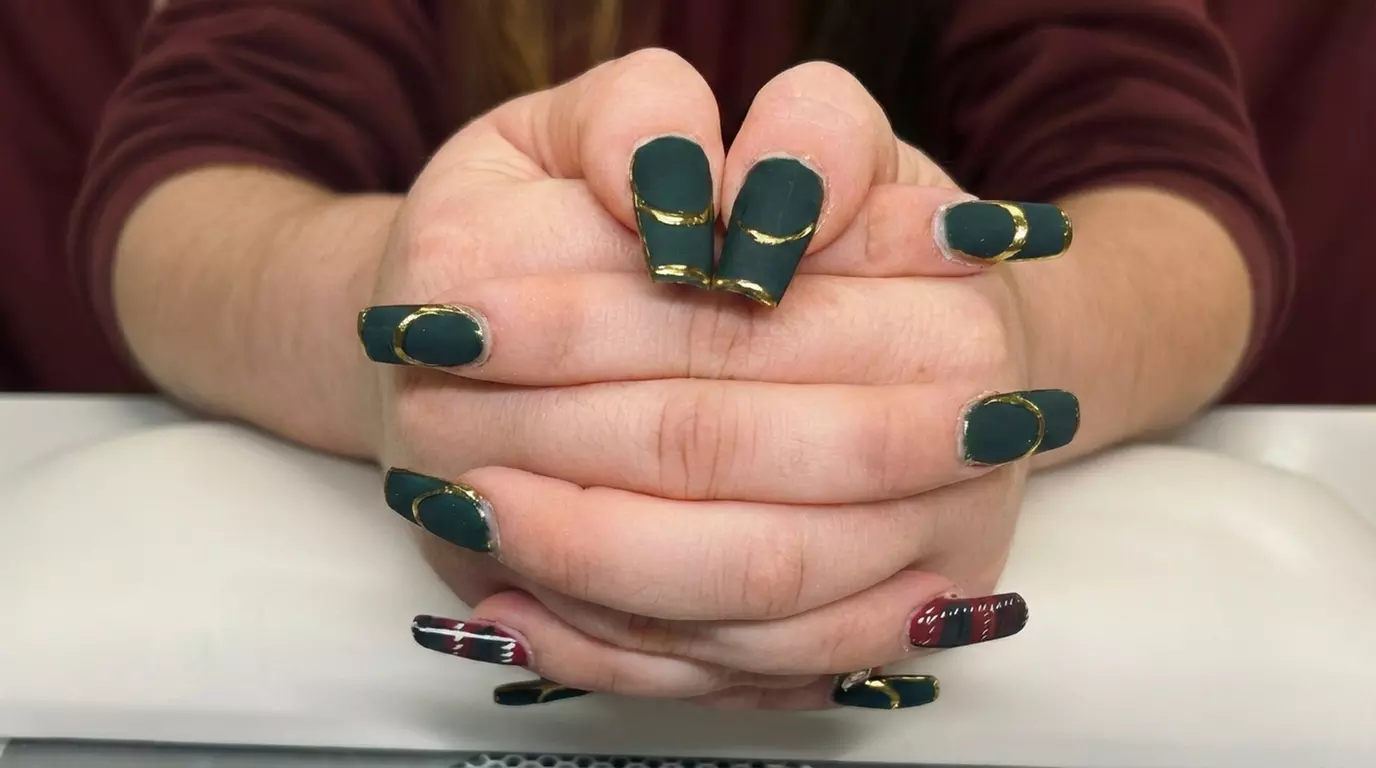 Expert Gel & Acrylic Nail Fill-Ins or Regular Gel Extensions with Included Art at Aris Chair (Up to 45% Off) - Primary Image