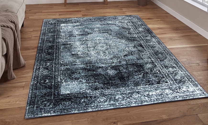 Image 37: Vintage Style Rug