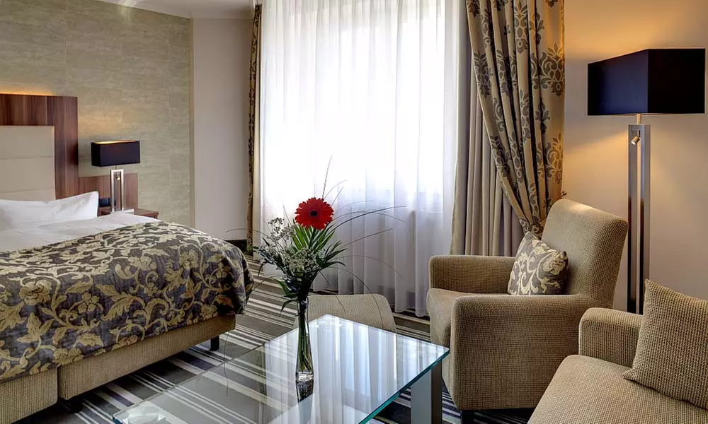 Hamburg: Doppelzimmer für 2 Personen mit Frühstück