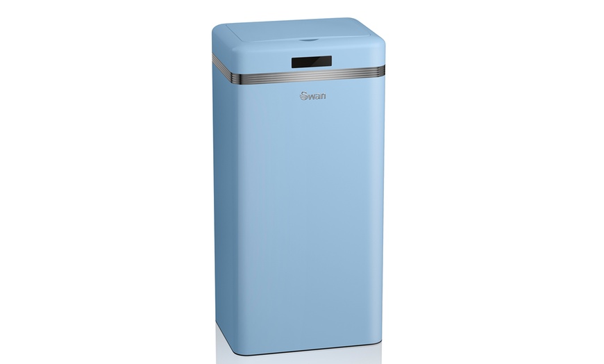 Image 8: Swan 45L Retro Style Sensor Bin