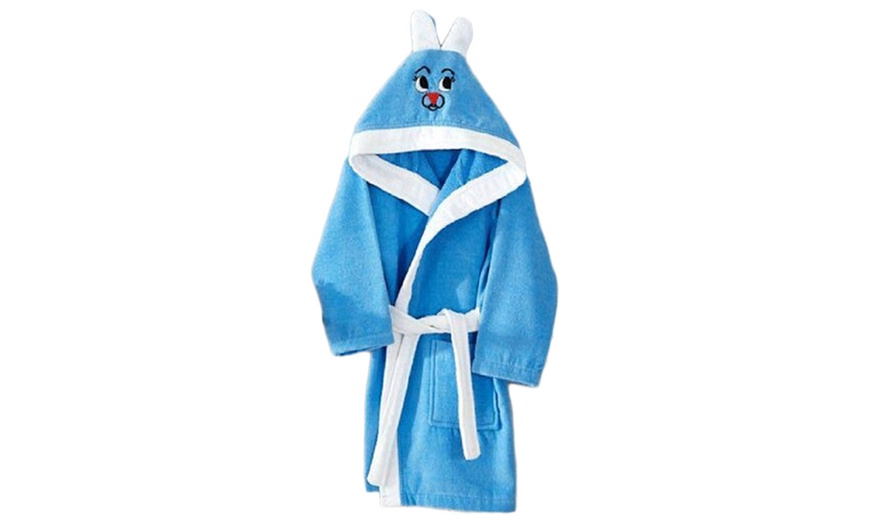 Image 2: Hooded Bathrobe for Children