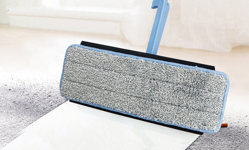 Image 6: Flat Microfibre Mop Set