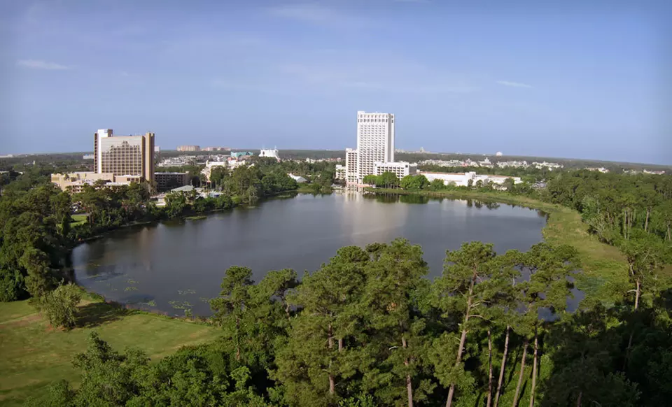 Three-, Four-, or Five-Night Stay in Deluxe Queen Room at Best Western Lake Buena Vista Resort Hotel in Greater Orlando - Primary Image