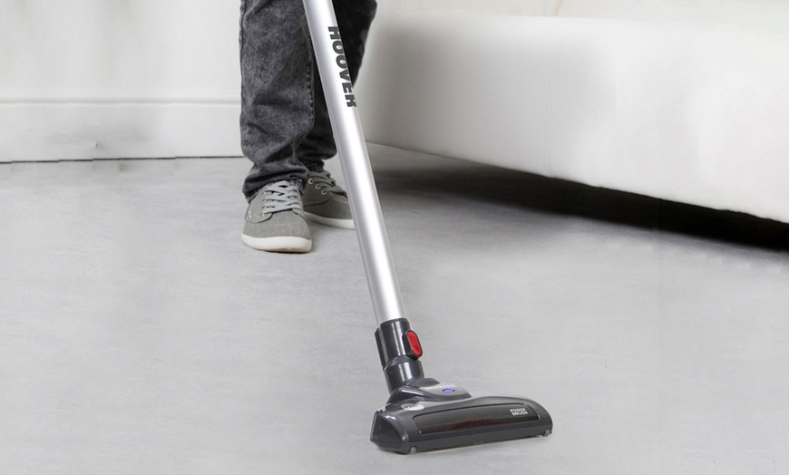 Image 19: Hoover Pet Plus Cordless Vacuum
