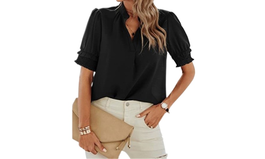 Image 4: Women's Puff-Sleeve V-Neck Top