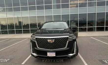 Standard Sedan Black Car Service - One Way Airport Trip up to 3 People - Bunny Driver