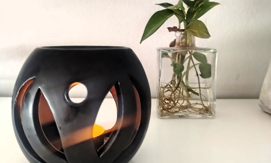 Image 6: Masajes de 60 y 90 minutos para una persona o en pareja