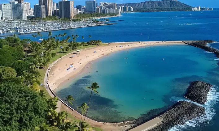 Clear Kayak Rentals & Tours – Ala Moana Beach Park, Honolulu