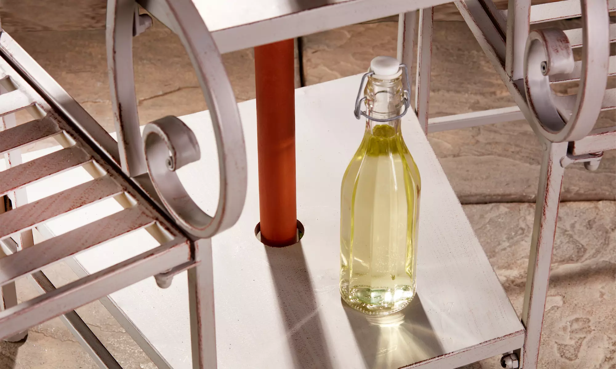 Heart Metal Garden Set of Table and Two Chairs - Image 6