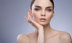 Tratamiento facial con 6 o 12 hilos tensores para 1 persona en Clínica Reino