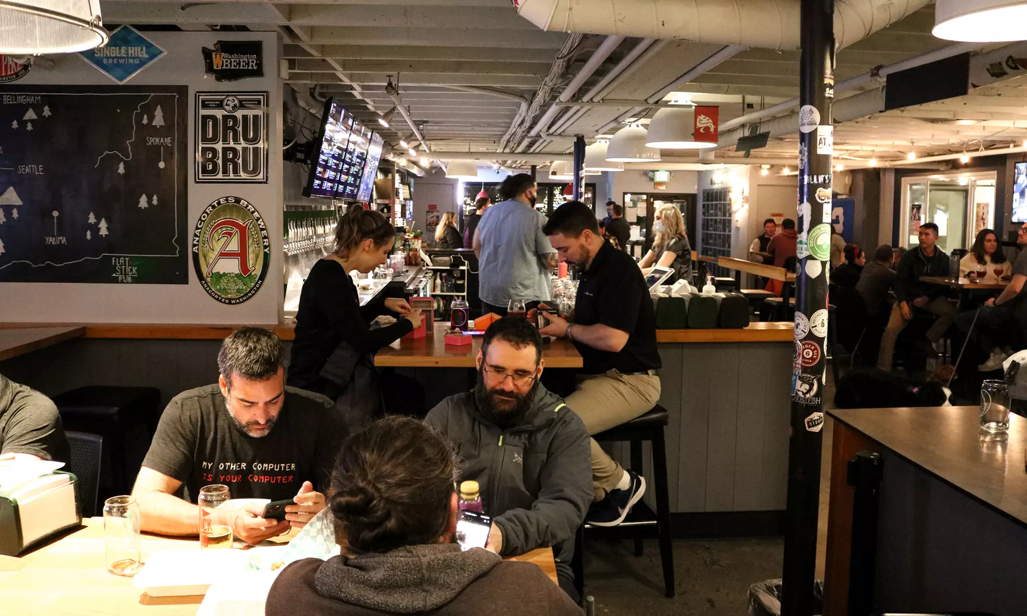 One Round of Mini Golf, Local Drinks -Kirkland, WA