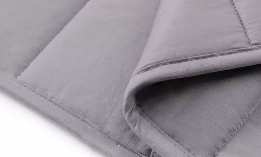 Image 8: Gravity Blanket