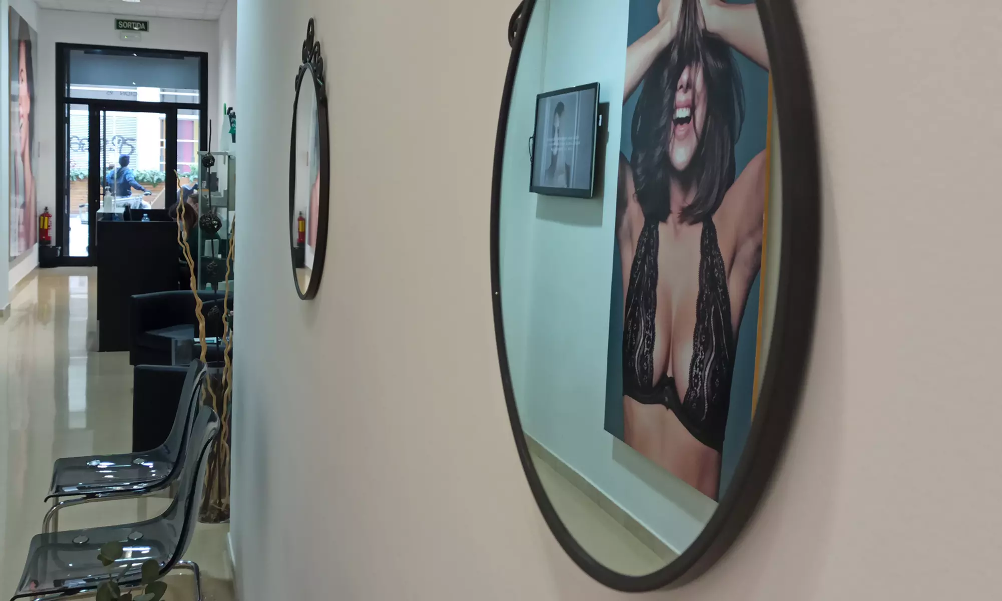 Tratamientos faciales antiedad en Clínica Cipsalut