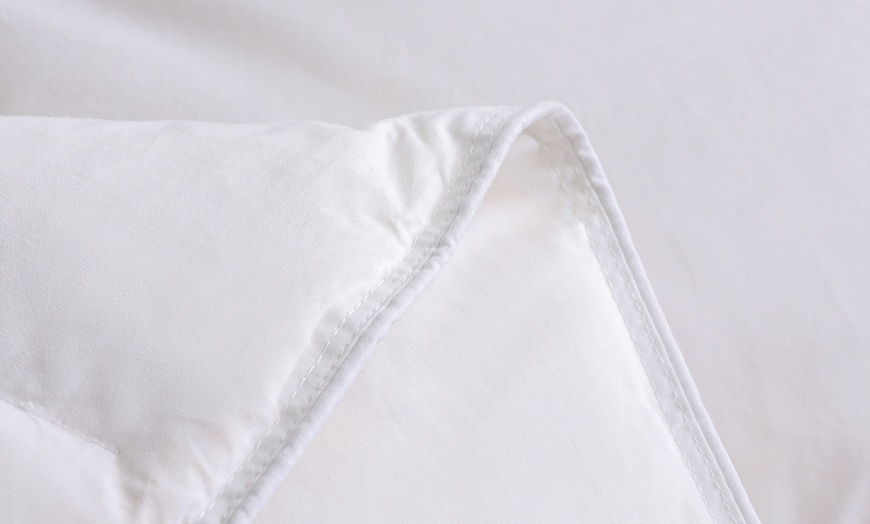 Image 4: 10.5 Tog or 13.5 Tog Goose Feather Duvet