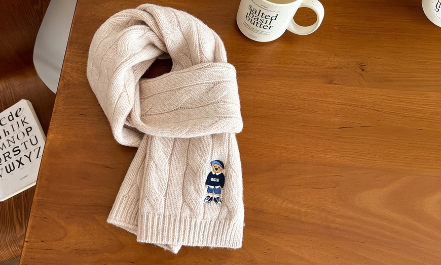 Image 5: Vintage Bear Design Wool Blend Scarf