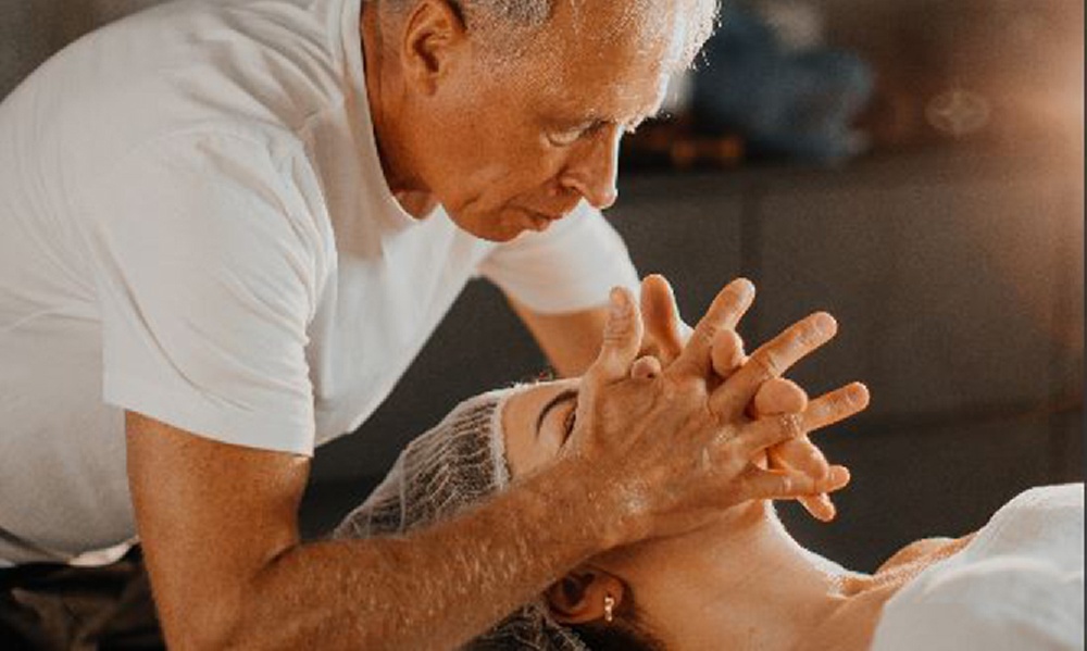 Zrelaksuj się przy masażu hiszpańskim lub masażu bambusami