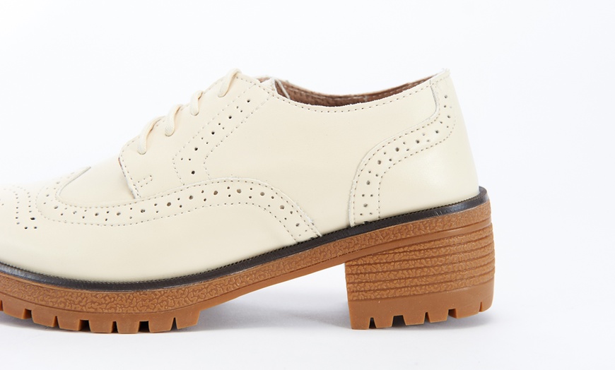 Image 11: Women's Leather Brogues