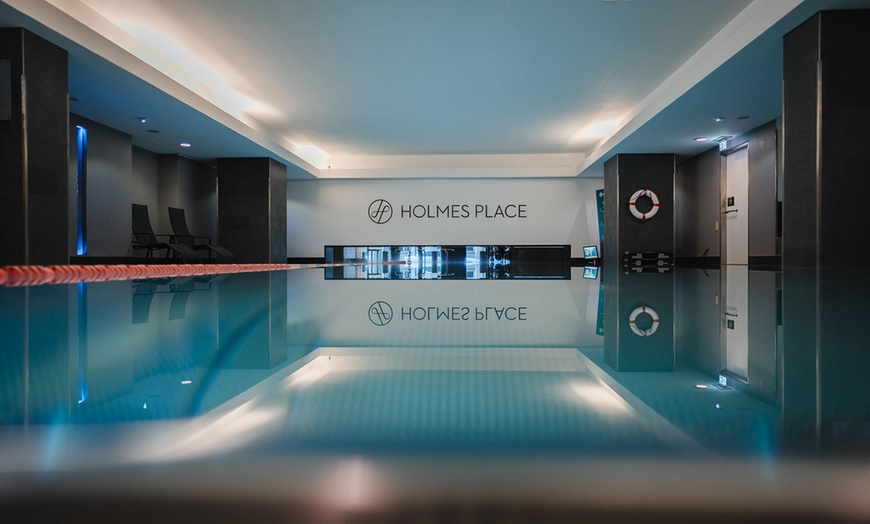 Image 4: Dein Verwöhn-Moment: Spa-Tag mit Massage & Aufenthalt im Holmes Place