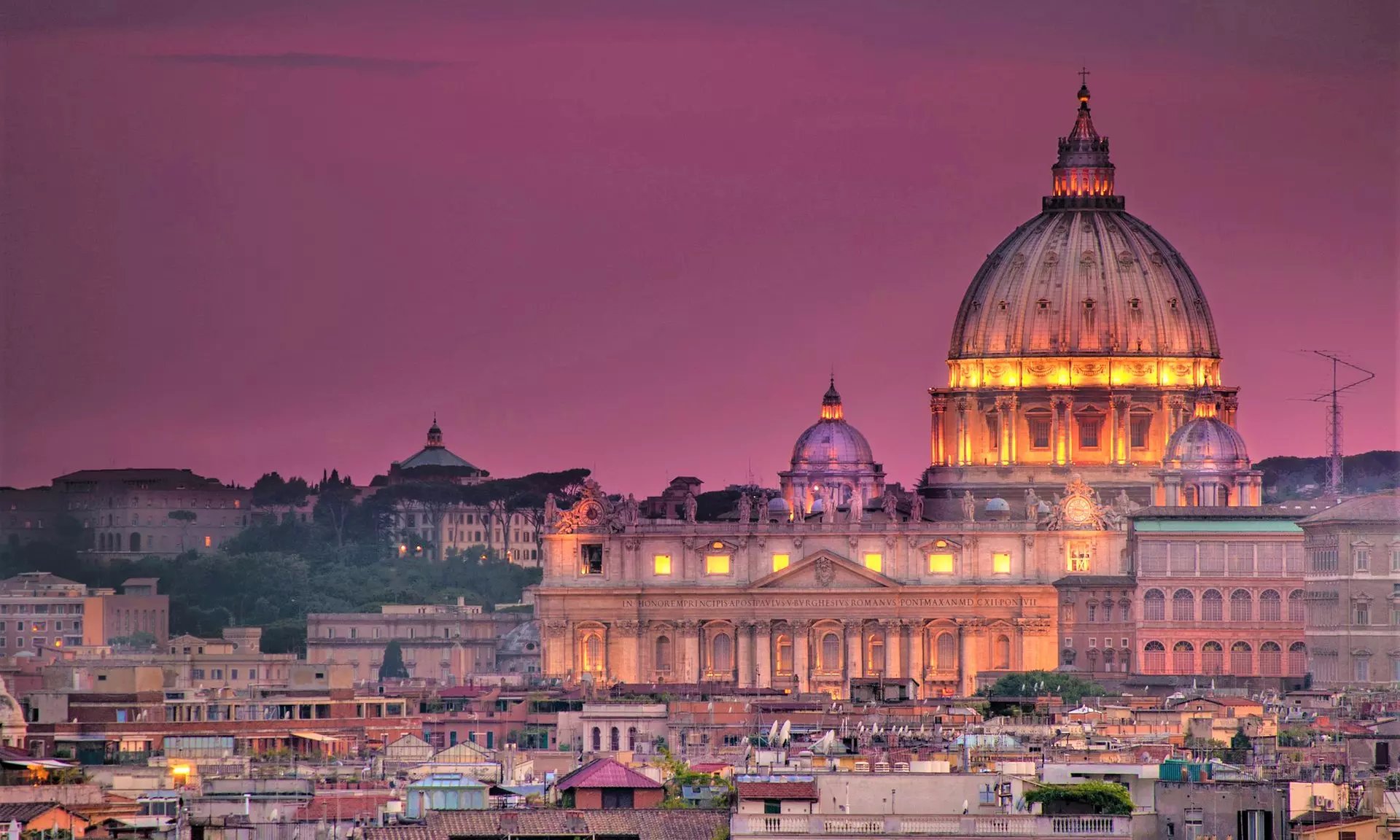 Roma: camera standard, colazione, pranzo o cena opzionale con crudo di pesce e Prosecco per 2 - Auditorium di Mecenate - Primary Image