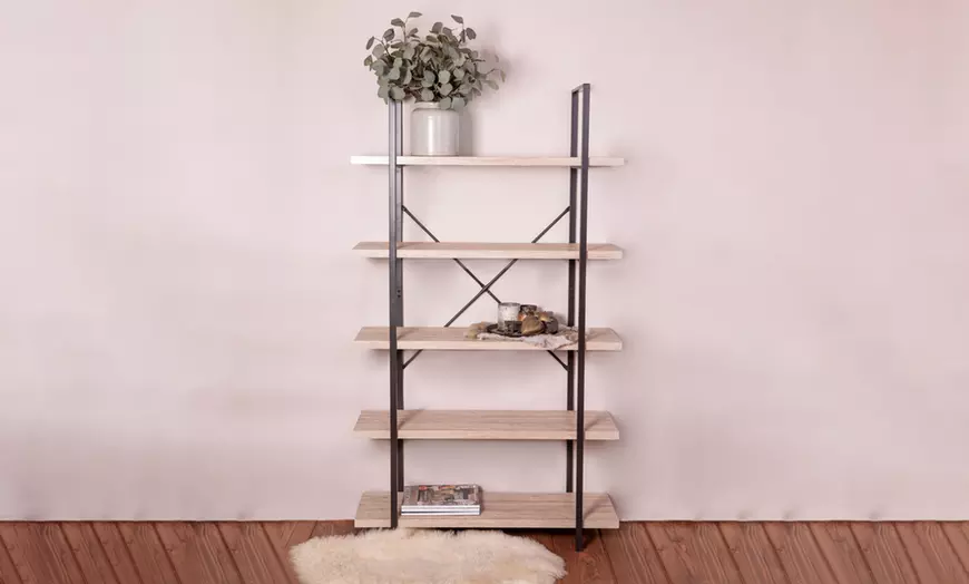 Image 1: Kast met industrieel design