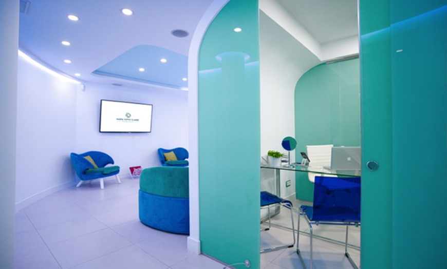 Image 1: Tratamiento de rejuvenecimiento: infiltración de hilos tensores PDO