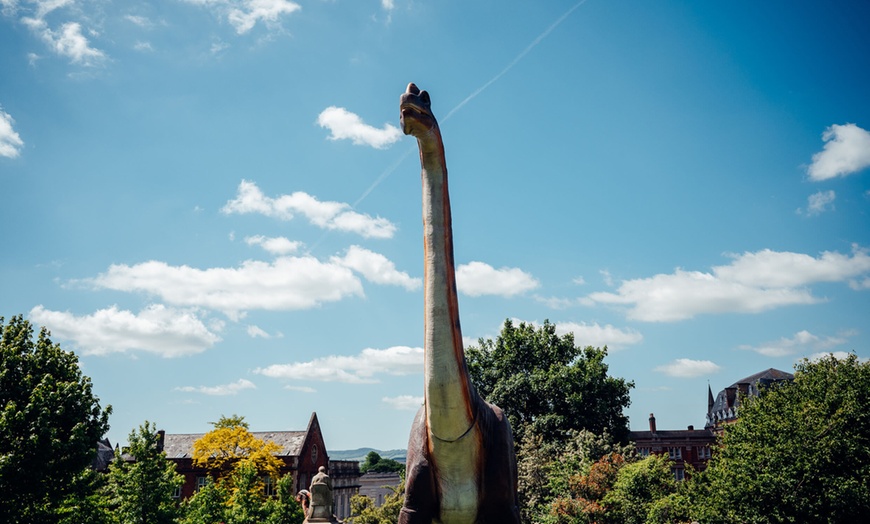 Image 9: Dinosaurs in the Park