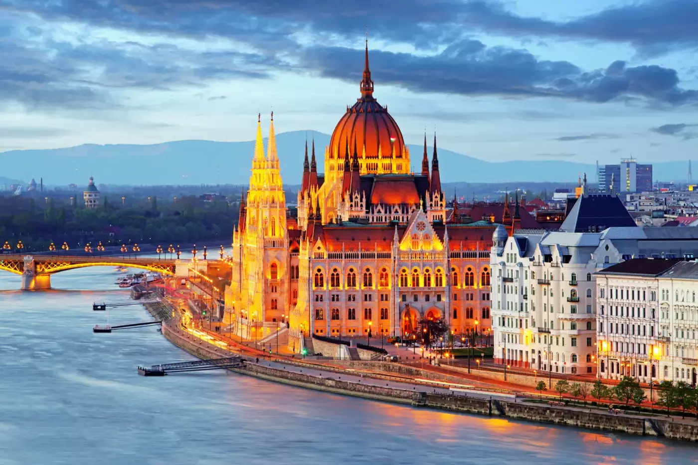 ✈8-Day Prague, Vienna, & Budapest Vacation from Great Value Vacations