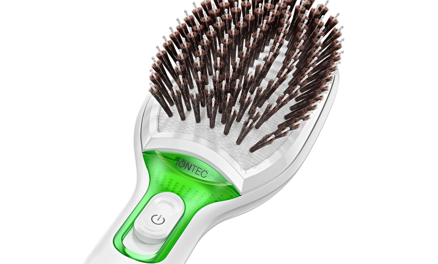 Image 3: Braun Satin 7 Ionic Brush