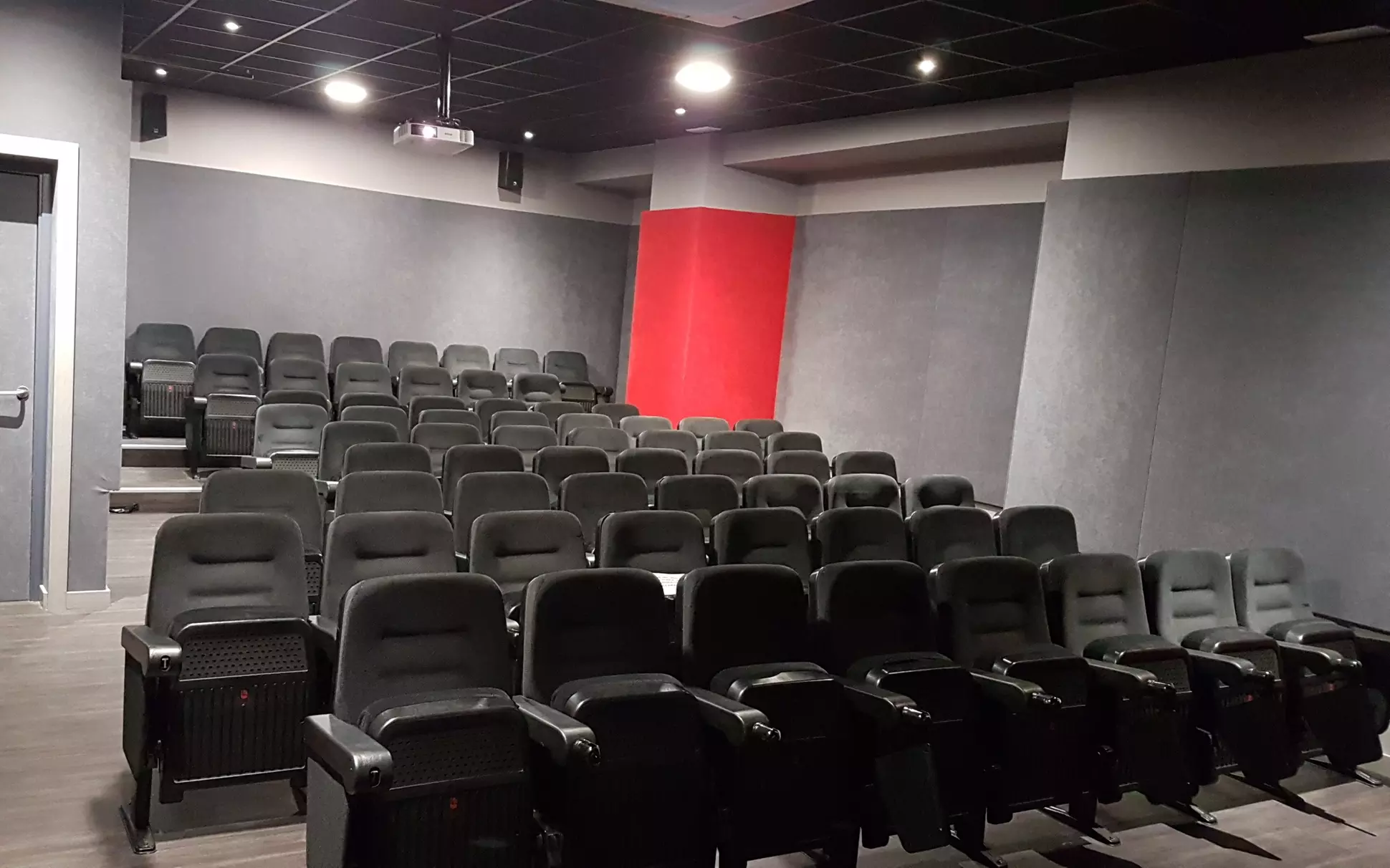 Hasta 47% de dto. en Cine/multicine en ARTISTIC METROPOL