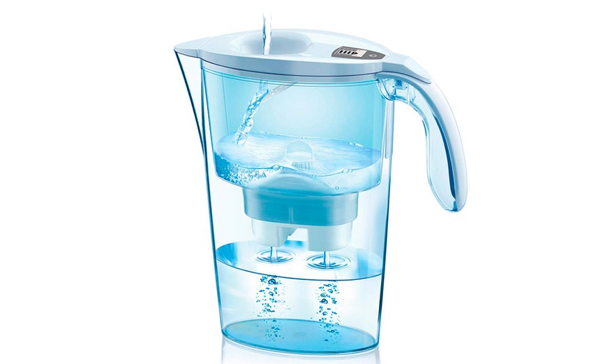 Image 2: Laica Water Purifying Jug