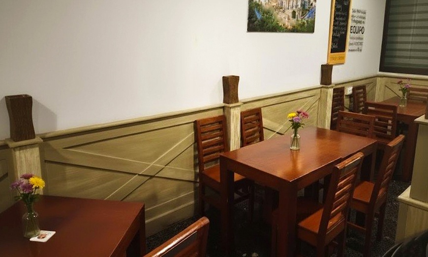 Image 4: Menú de campero XXL o menú clásico con entrante y principal para 2 o 4