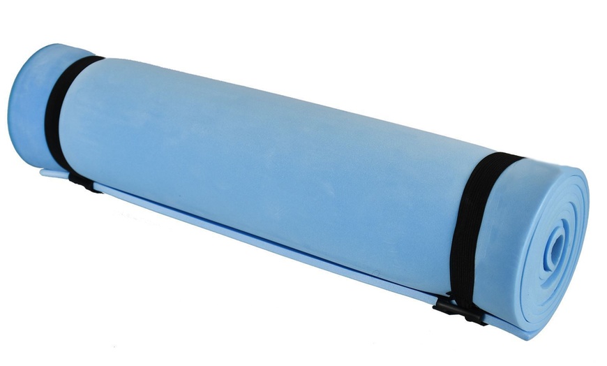 Image 2: EVA Roll-Up Camping Mat