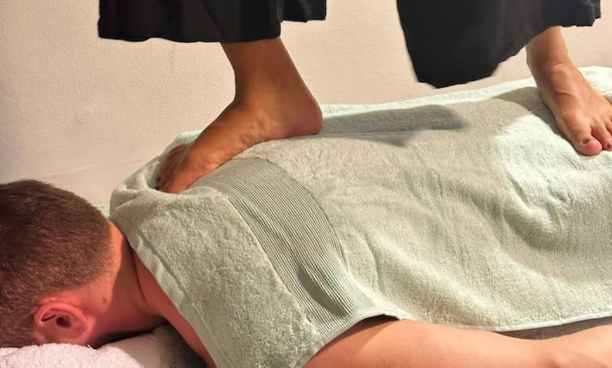 Image 4: Choice of 30, 60, or 90-Min Massages Tailored by Skilled Therapists 