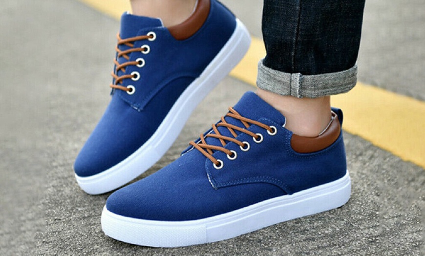 Image 4: Men's Casual Canvas Shoes