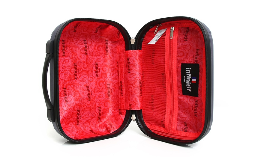 Image 24: Cabin and Vanity Case Luggage Set