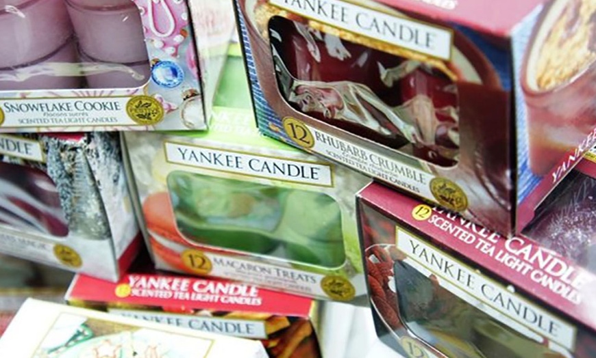 Image 7: Yankee Candle Assorted Bundle