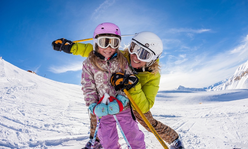 Image 2: Évasion en famille : ski et aventures au Val d'Allos