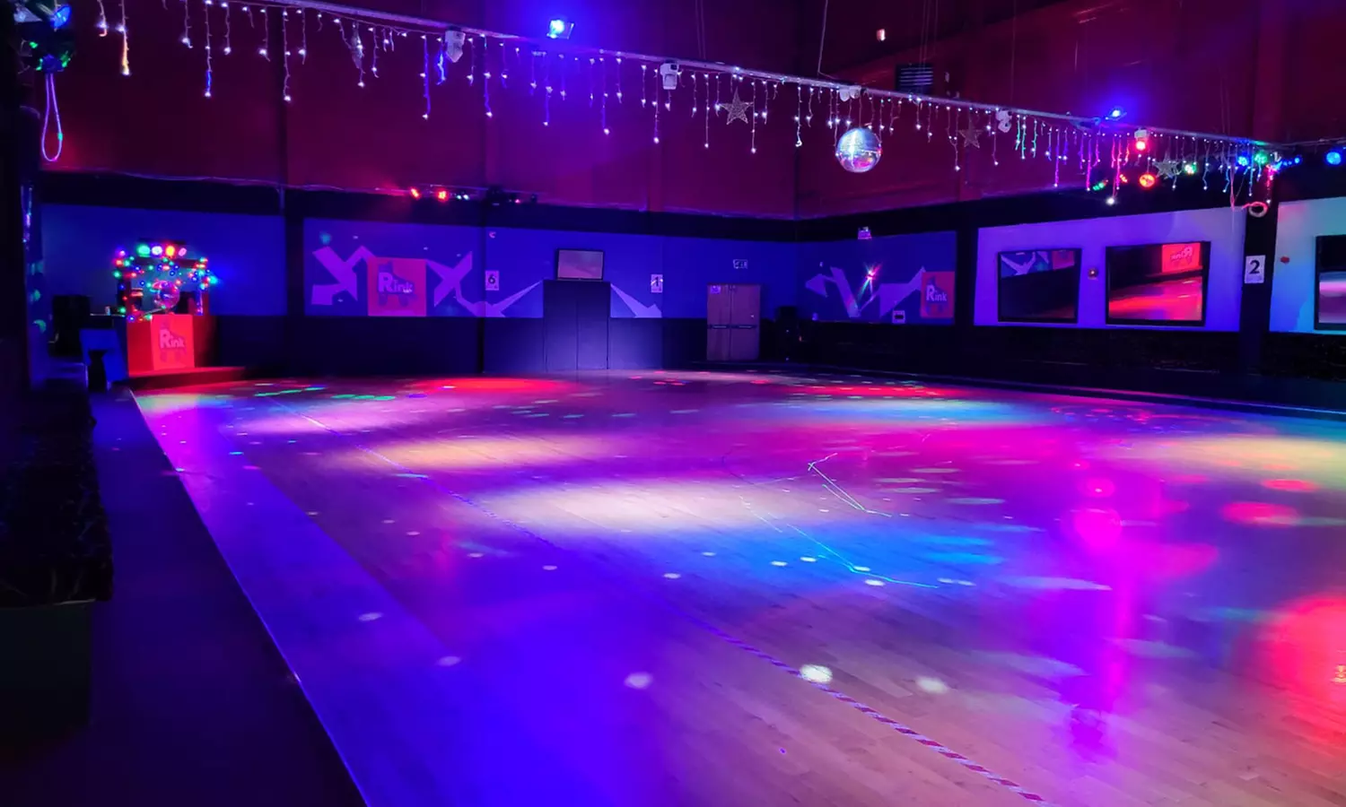 Roller Disco Skating & Dance Classes for All Ages in Dublin