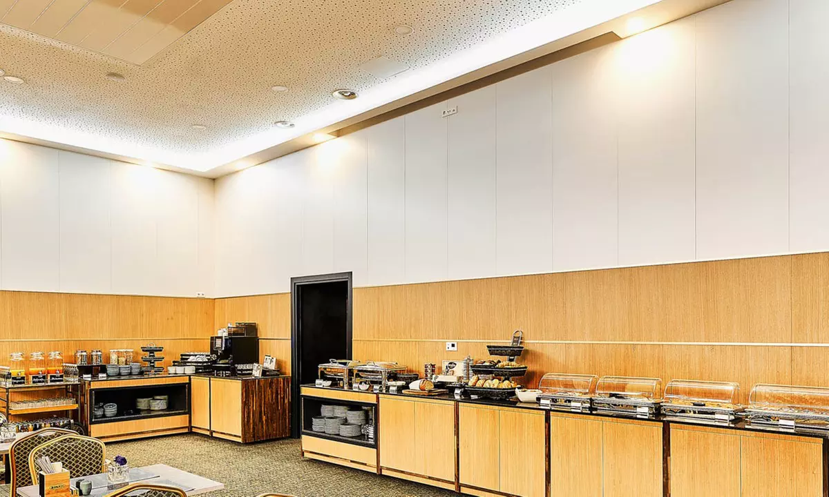 Mainz: 4* WENS Hotel inkl. Tageskarte Bade- & Saunawelt Rheinwelle