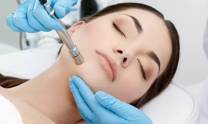 Limpieza facial con opción a microdermoabrasión y mascarilla