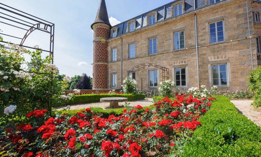 Image 1: LOIRE | Marols - Chateau De Valinches 