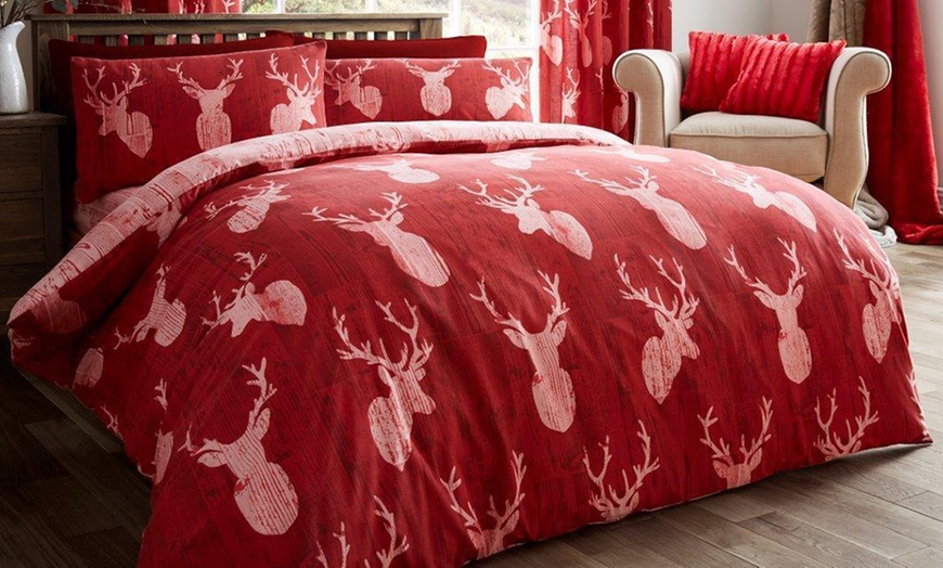 Image 2: Winter Stag Duvet Cover Set