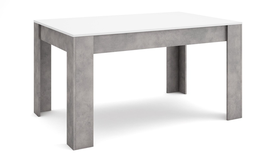 Image 14: Eettafel 'Exo'