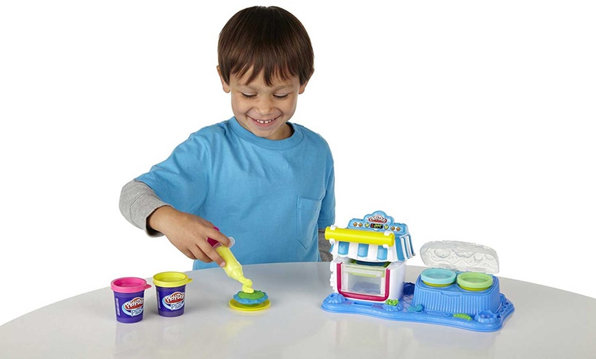 Image 17: Hasbro Play-Doh Set