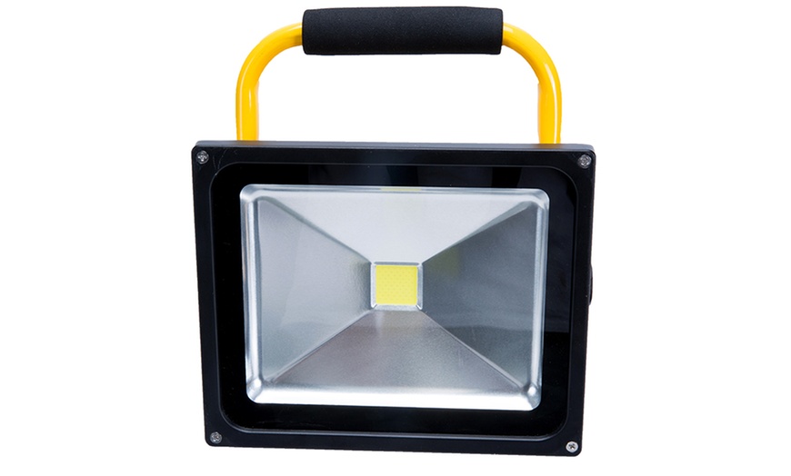 Image 18: Rechargeable Flood Light