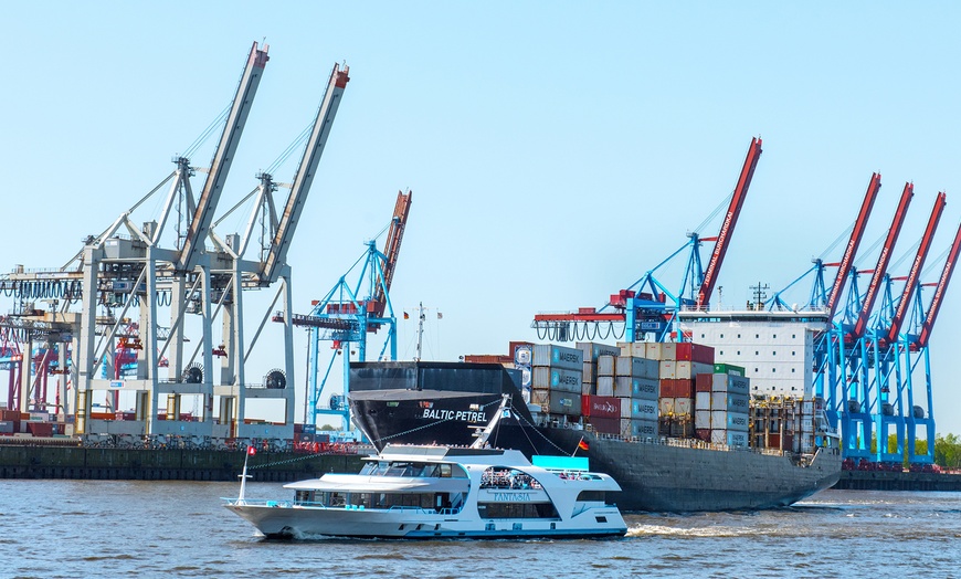 Image 8: Erkunde Hamburgs Hafen bei einer XXL-Rundfahrt für 1, 2 od. 4 Personen