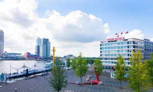 Rotterdam: classic kamer in hotel bij de Erasmusbrug