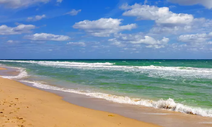 Stay at Ocean Manor Beach Resort in Fort Lauderdale, FL, with Dates into September - Primary Image