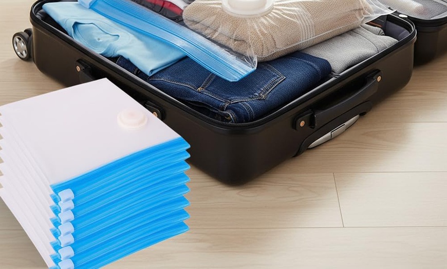 Image 3: Alivio 8-Piece Space Saving Vacuum Bags, Versatile Storage Solutions