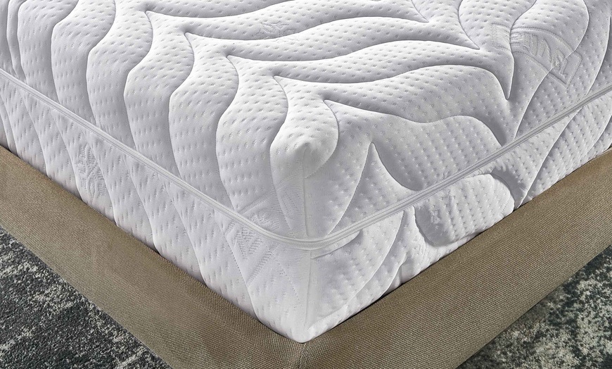 Image 2: Materasso Mentor Athena Med 7 zone